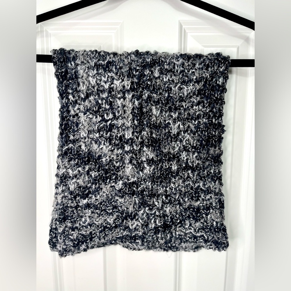 Express Chunky Knit Infinity Scarf NWOT